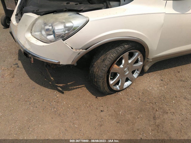2008 BUICK ENCLAVE CXL VIN: 5GAER23778J300061
