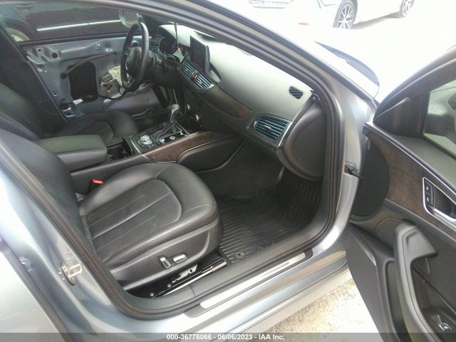 WAUD8AFC2JN085328 Audi A6 Premium Plus