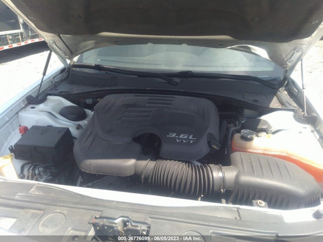 Chrysler 300 2014 2C3CCAAG8EH222363 Image 11