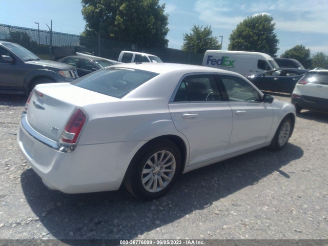 Chrysler 300 2014 2C3CCAAG8EH222363 Image 5