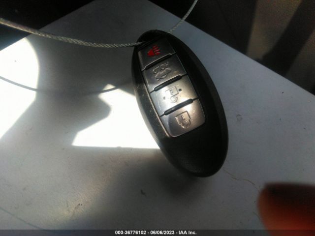 3N1AB7AP3KY396083 Nissan SENTRA SL