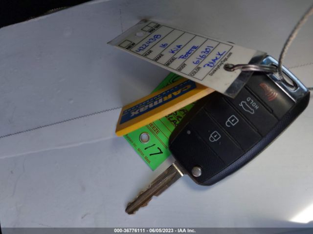 KNAFK4A61G5616301 KIA FORTE LX