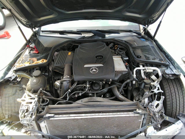 55SWF4JB1JU271621 Mercedes-Benz C-class C 300