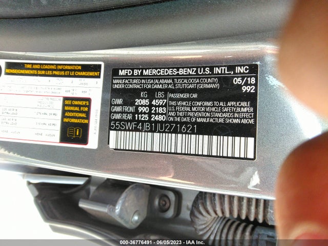 55SWF4JB1JU271621 Mercedes-Benz C-class C 300