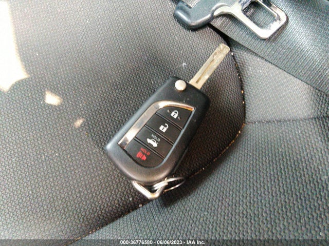 2021 TOYOTA COROLLA LE VIN: 5YFEPMAE5MP212469