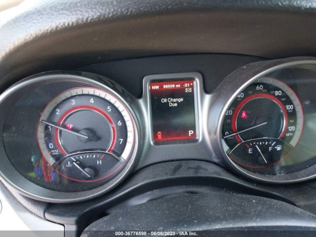 3C4PDCGG6JT335484 Dodge Journey Crossroad