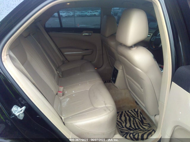 Chrysler 300 2014 2C3CCARG3EH381716 Image 8