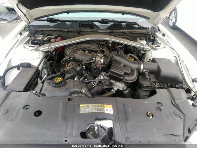 2013 FORD MUSTANG V6 VIN: 1ZVBP8EM2D5252885