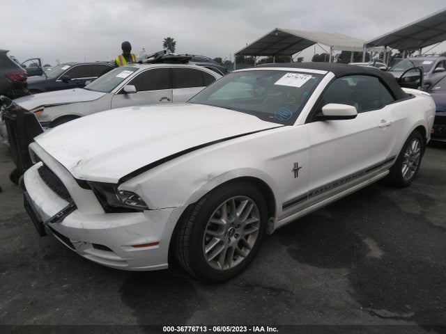 2013 FORD MUSTANG V6 VIN: 1ZVBP8EM2D5252885