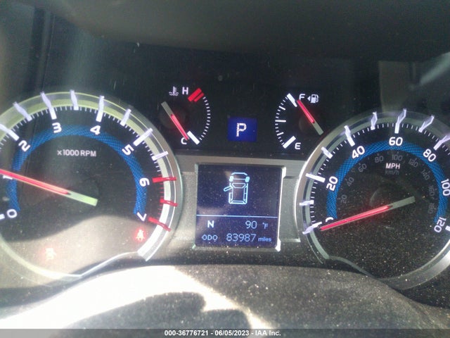 Toyota 4RUNNER SR5 2017 JTEZU5JRXH5158975 Image 8