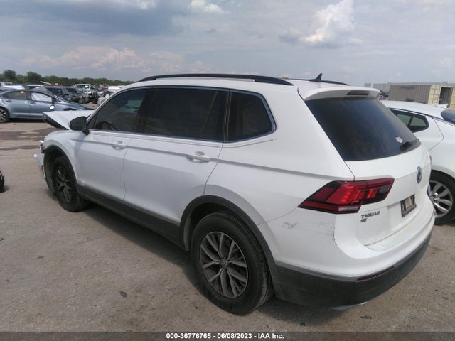 3VV2B7AX0LM020498 Volkswagen Tiguan Se/sel/se R-line Black