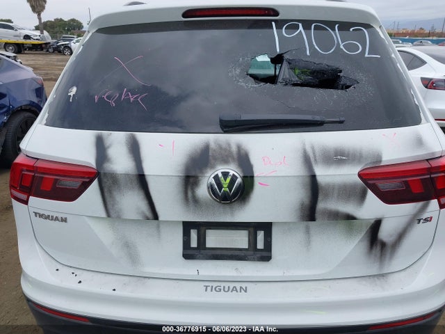 3VV1B7AX3JM110432 Volkswagen TIGUAN S