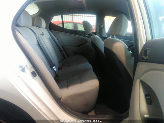 KNAGM4A77F5629317 KIA Optima Lx