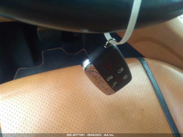 2013 JAGUAR XF SAJWA0E79D8S71158 Photo 10