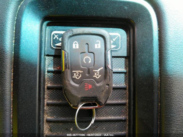 1GKS1GKC6HR214492 GMC Yukon Xl Slt
