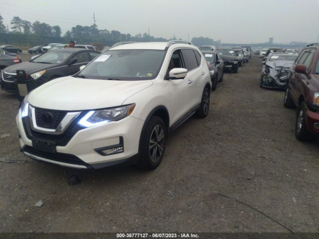 5N1AT2MV2JC839351 Nissan Rogue Sl