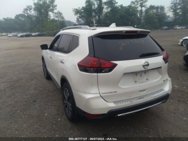 5N1AT2MV2JC839351 Nissan Rogue Sl