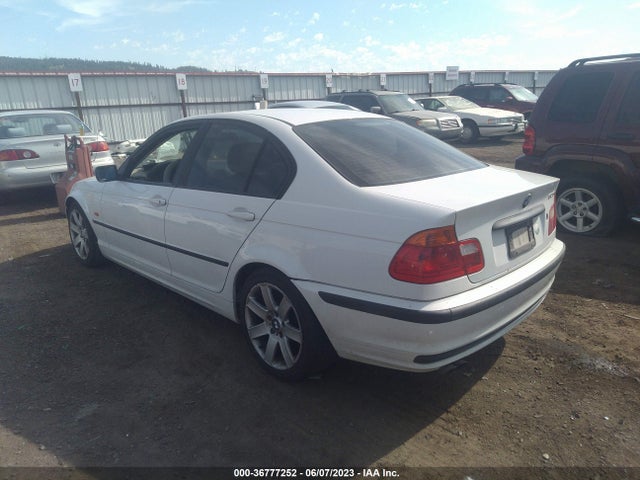 2001 BMW 3 SERIES 325I VIN: WBAAV33431FU77930
