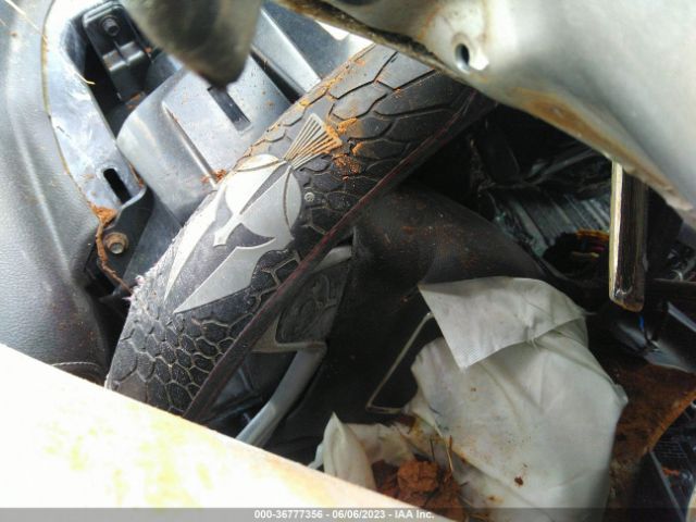 3GTP1UECXEG165563 GMC Sierra 1500 Sle