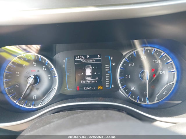 2C4RC1BG7HR821628 Chrysler Pacifica Touring-l