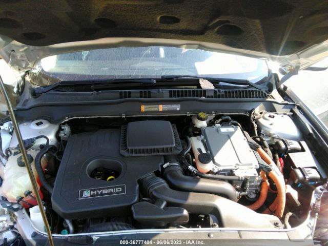 3FA6P0LU4HR300193 Ford Fusion Hybrid Se