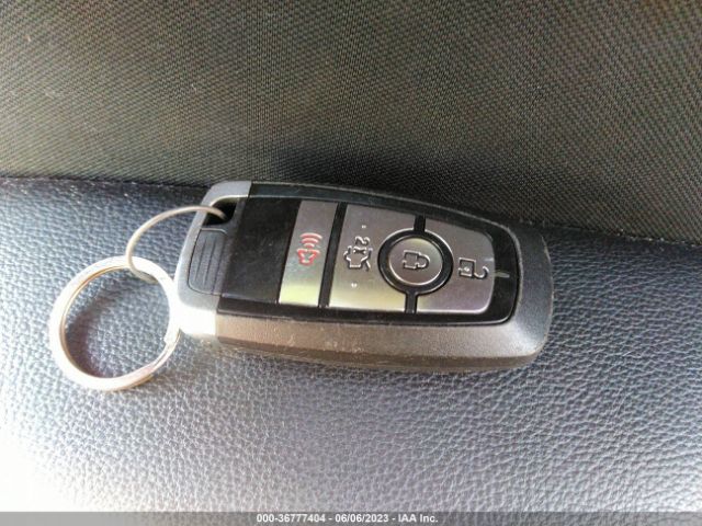3FA6P0LU4HR300193 Ford Fusion Hybrid Se