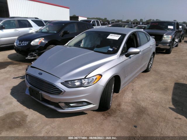 3FA6P0LU4HR300193 Ford Fusion Hybrid Se