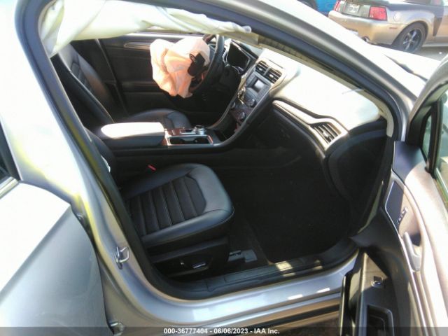 3FA6P0LU4HR300193 Ford Fusion Hybrid Se