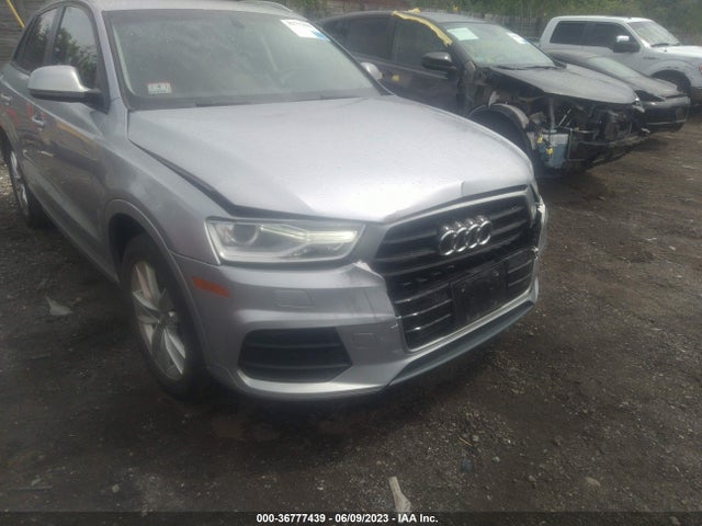 WA1ECCFS0HR011590 Audi Q3 PREMIUM