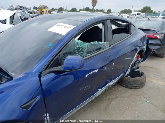 Tesla Model 3 Performance 2023 5YJ3E1EC3PF515643 Image 8