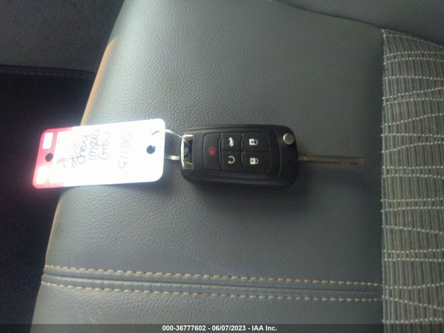 Chevrolet IMPALA LT 2018 2G1105S35J9119882 Image 3