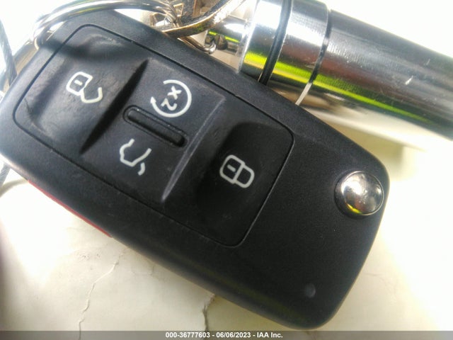 1VWSA7A30MC017373 Volkswagen Passat 2.0t Se