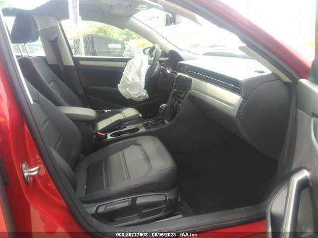 1VWSA7A30MC017373 Volkswagen Passat 2.0t Se