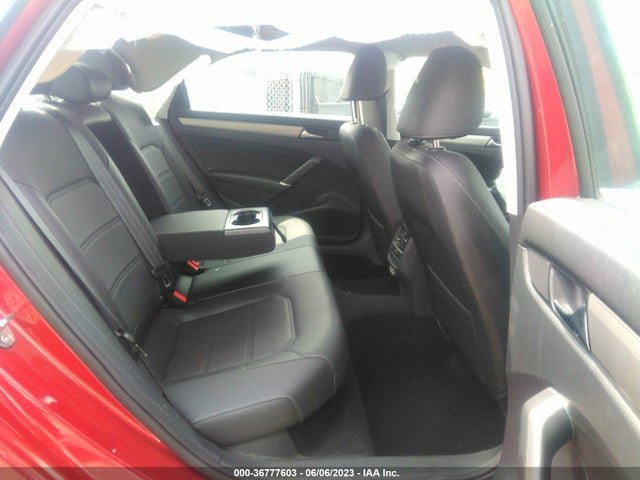 1VWSA7A30MC017373 Volkswagen Passat 2.0t Se