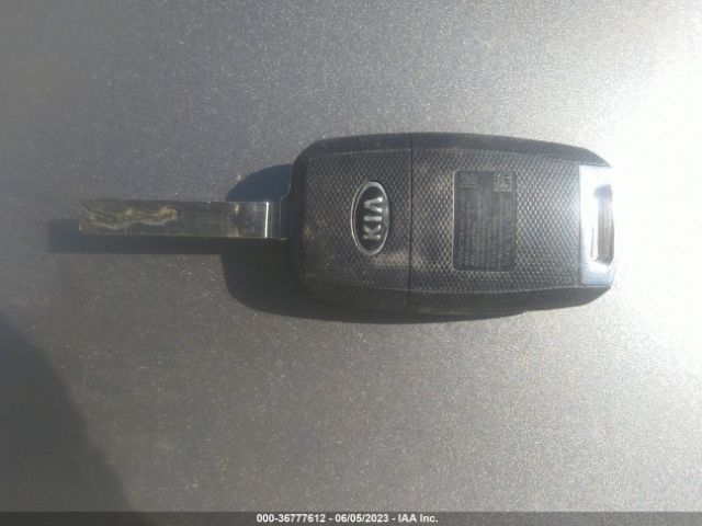 5XXGT4L37GG093059 KIA Optima Lx
