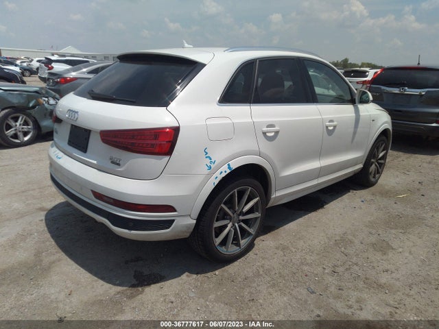 WA1JCCFS8JR020347 Audi Q3 Premium Plus
