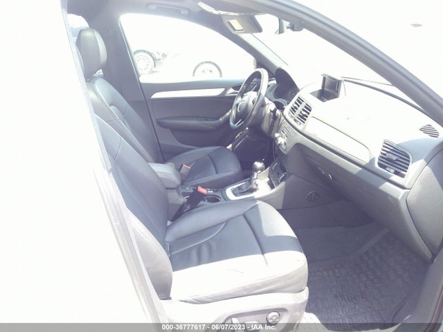 WA1JCCFS8JR020347 Audi Q3 Premium Plus