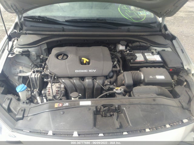 Hyundai ELANTRA SE 2017 5NPD84LF3HH121394 Image 10