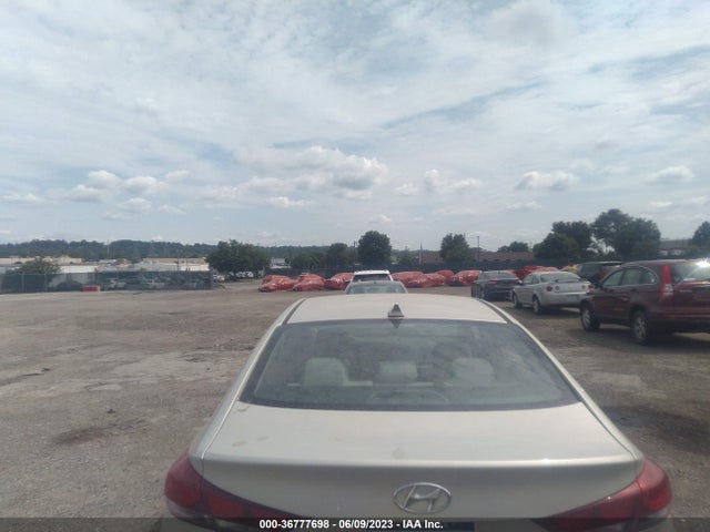 Hyundai ELANTRA SE 2017 5NPD84LF3HH121394 Image 15