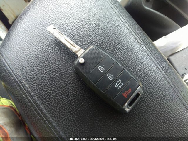 5XXGM4A70FG457419 KIA Optima Lx