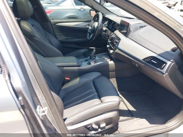 WBAJA9C50JB033743 BMW 5 Series 530e Iperformance