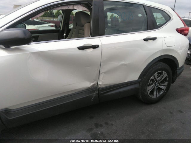 Honda CR-V LX 2018 2HKRW5H38JH403925 Image 7