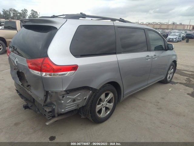 2012 TOYOTA SIENNA LE VIN: 5TDKK3DC2CS248373