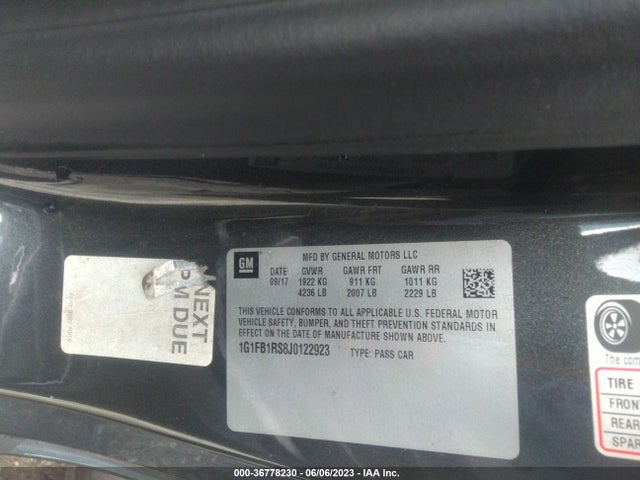 Chevrolet Camaro 1lt 2018 1G1FB1RS8J0122923 Image 10