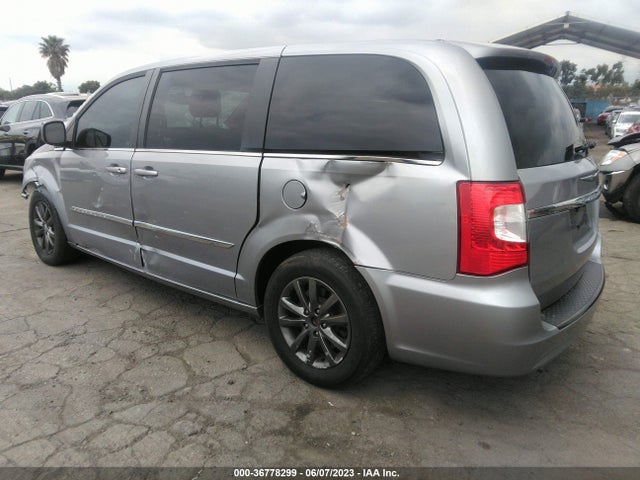 2C4RC1HG3GR133423 Chrysler Town & Country S