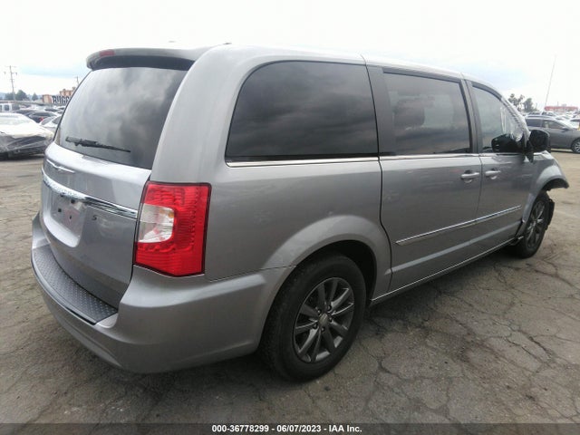 2C4RC1HG3GR133423 Chrysler Town & Country S