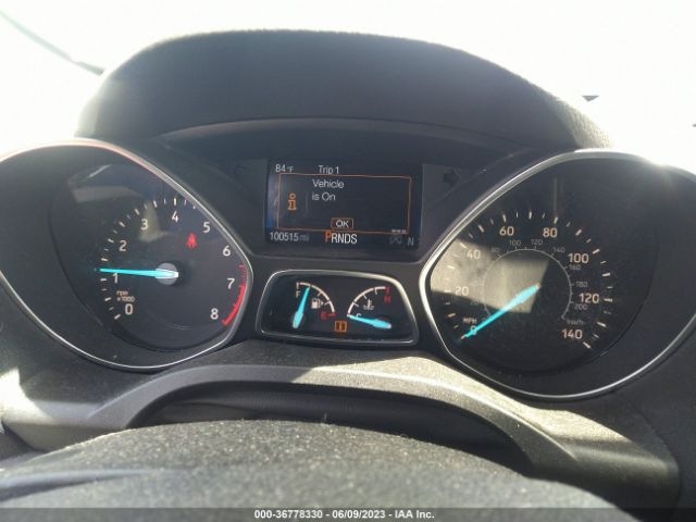 1FMCU9GD9JUC61535 Ford ESCAPE SE
