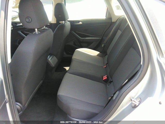 3VWCB7BU8KM186786 Volkswagen Jetta S/se/r-line