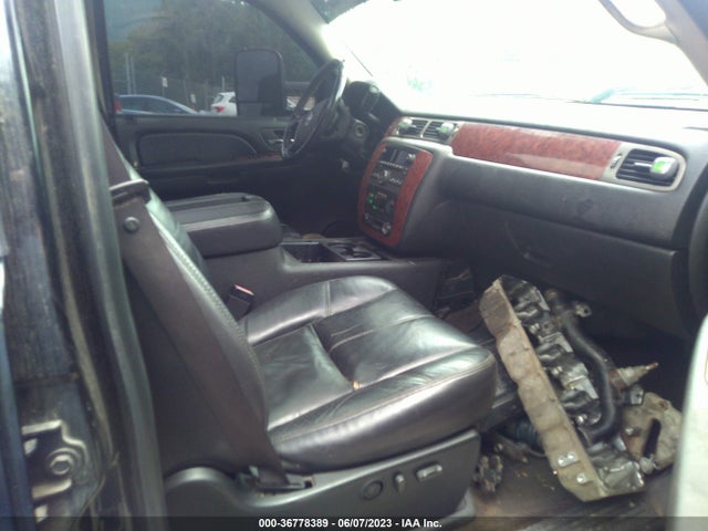 2008 CHEVROLET SILVERADO 2500HD LTZ VIN: 1GCHK236X8F196370