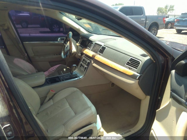 2009 LINCOLN MKS VIN: 1LNHM93R49G606570